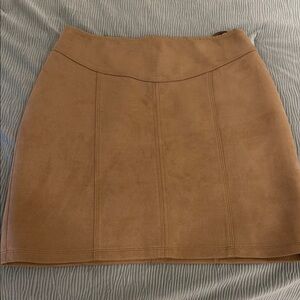 White House Black Market Cool Camel Faux Suede Skirt/Mini
